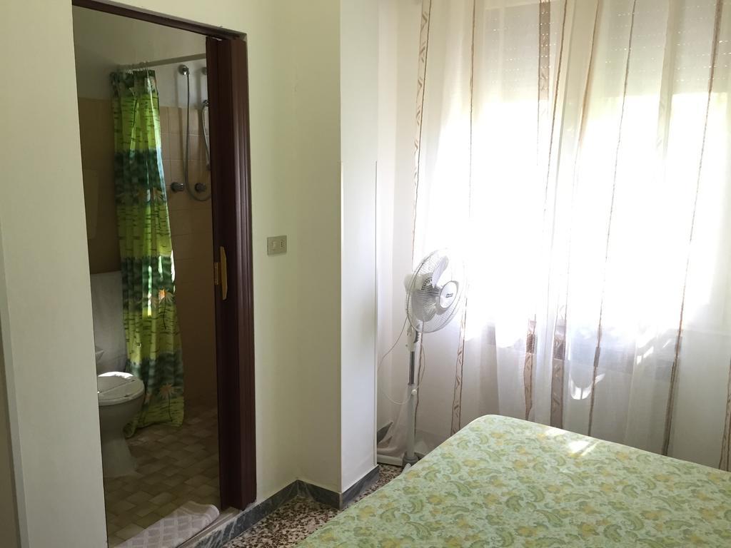 Hotel Toledo Rimini Oda fotoğraf