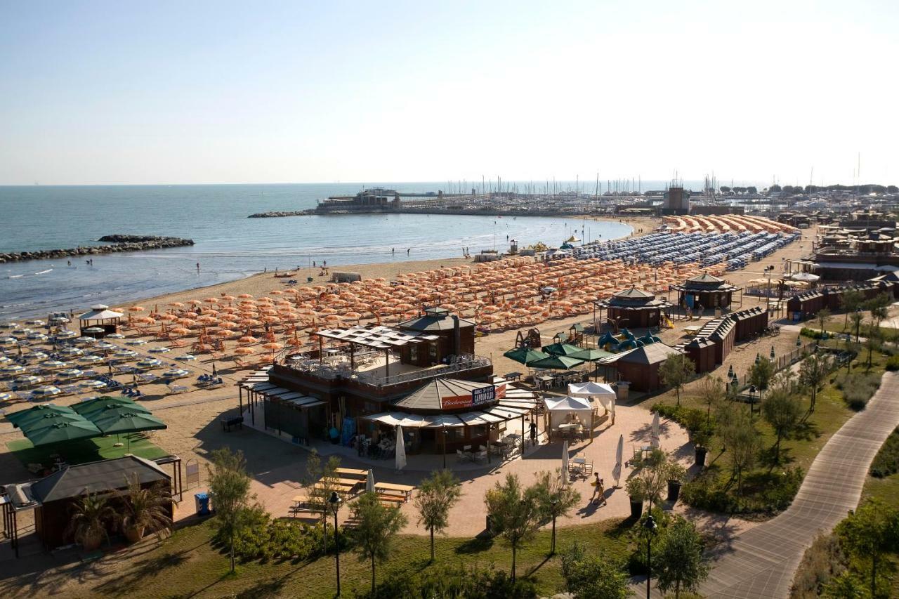 Hotel Toledo Rimini Dış mekan fotoğraf
